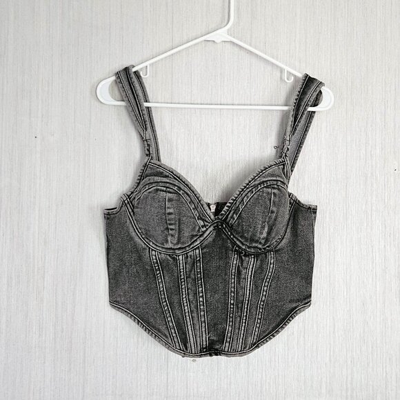 Prettylittlething PLT Washed Grey Dipped Hem Denim Corset Top - sz US 6 NWT - Picture 2 of 6
